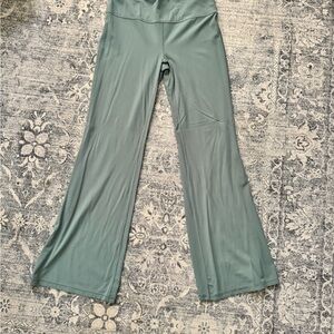 Athleta Elation Flare pant Minamalistic grey xl tall